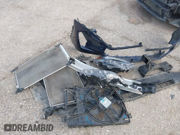 2022 Toyota RAV4 XLE Premium с VIN 2T3C1RFV5NW211019, выставлен на аукционе IAAI как лот 42130420 с пробегом 52 097 миль миль и . История ставок и продаж доступна на DreamBid. Изображение 12.