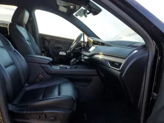 2020 Cadillac XT4 AWD Premium Luxury with VIN 1GYFZDR49LF032597, listed as a Copart auction lot 88595595 with 82,324 mi miles and Salvage title. Bid and sale history available at DreamBid. Image 7.
