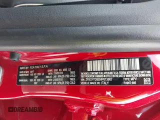 2017 FIAT 500X Lounge z VIN ZFBCFYDBXHP613867, wystawiony jako IAAI lot #42179855 z przebiegiem 81 773 mil mil oraz . Historia ofert i sprzedaży dostępna na DreamBid. Obrazek 9.