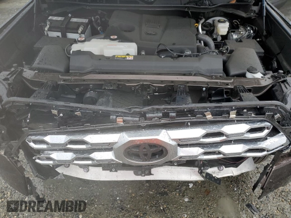 2022 Toyota Tundra 1794 Edition with VIN 5TFMA5DB5NX048356, listed as a Copart auction lot 81753004 with 17,077 mi miles and Salvage title. Bid and sale history available at DreamBid. Image 11.