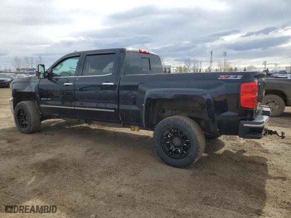 2015 Chevrolet Silverado 2500HD LTZ with VIN 1GC1KWE88FF581866, listed as a Copart auction lot 52392585 with 417,542 mi miles and Clean Title. Bid and sale history available at carsss.com. Image 2.