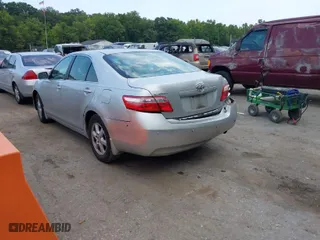 2007 Toyota Camry CE with VIN 4T1BE46K77U140703, listed as a IAAI auction lot 40193348 with 183,987 mi miles. Bid and sale history available at carsss.com. Image 3.