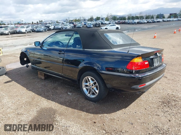 2004 BMW 3 Series 325Ci with VIN WBABW33424PL31311, listed as a IAAI auction lot 41733447 with 117,763 mi miles. Bid and sale history available at carsss.com. Image 3.