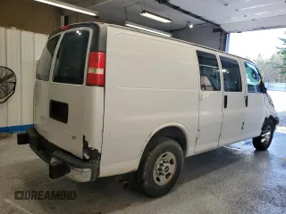 2014 GMC Savana Cargo with VIN 1GTW7FCA1E1911257, listed as a Copart auction lot 47299045 with 181,818 mi miles and Salvage Title. Bid and sale history available at carsss.com. Image 3.