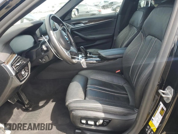 2020 BMW 5 Series M550i xDrive z VIN WBAJS7C09LCE11953, wystawiony jako Copart lot #49773175 z przebiegiem 40 329 mil mil oraz Szkoda całkowita • Salvage title. Historia ofert i sprzedaży dostępna na DreamBid. Obrazek 7.
