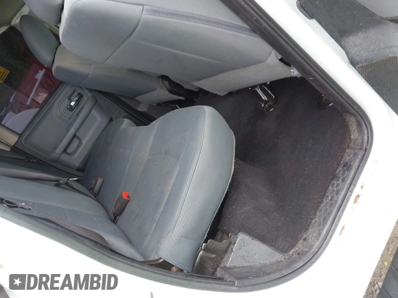 2017 Ram 1500 SLT z VIN 1C6RR7GG9HS736595, wystawiony jako IAAI lot #42230792 z przebiegiem 132 627 mil mil oraz . Historia ofert i sprzedaży dostępna na DreamBid. Obrazek 8.