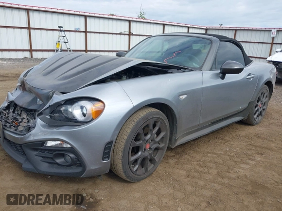 2017 FIAT 124 Spider Classica with VIN JC1NFAEK7H0125106, listed as a IAAI auction lot 42387215 with 36,334 mi miles and . Bid and sale history available at DreamBid. Image 16.