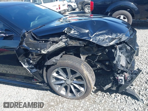2025 Cadillac CT5 Sport with VIN 1G6DP5RK0S0109112, listed as a IAAI auction lot 41955382 with 5,107 mi miles and . Bid and sale history available at DreamBid. Image 6.