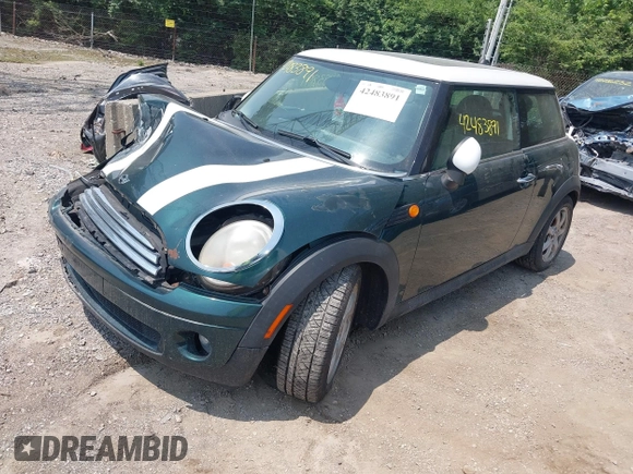 2009 MINI Hardtop z VIN WMWMF33549TU71313, wystawiony jako IAAI lot #42483891 z przebiegiem 122 577 mil mil oraz . Historia ofert i sprzedaży dostępna na DreamBid. Obrazek 2.