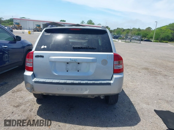2008 Jeep Compass Sport with VIN 1J8FT47018D789268, listed as a IAAI auction lot 41903375 with 101,221 mi miles. Bid and sale history available at carsss.com. Image 17.