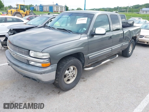 2001 Chevrolet Silverado 1500 LS with VIN 1GCEK19V21Z229300, listed as a IAAI auction lot 42180841 with 282,099 mi miles. Bid and sale history available at carsss.com. Image 2.