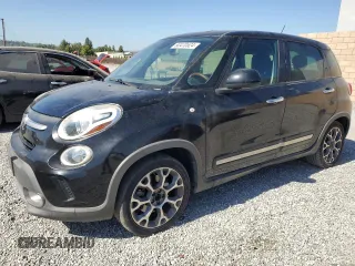 2014 FIAT 500L Trekking with VIN ZFBCFADH4EZ008674, listed as a Copart auction lot 60470524 with 150,428 mi miles and Salvage Title. Bid and sale history available at carsss.com. Image 1.