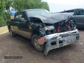 2003 Chevrolet Silverado 1500 LS z VIN 2GCEK19T931303984, wystawiony jako IAAI lot #42492421 z przebiegiem 309 363 mil mil oraz . Historia ofert i sprzedaży dostępna na DreamBid. Obrazek 1.