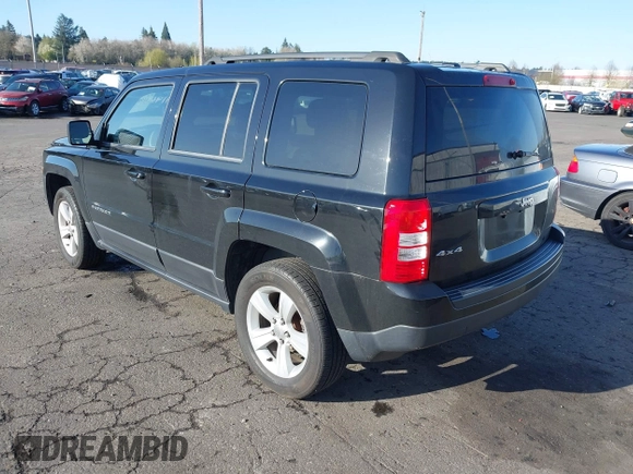 2015 Jeep Patriot Sport with VIN 1C4NJRBB1FD357579, listed as a IAAI auction lot 41966063 with 165,722 mi miles and . Bid and sale history available at carsss.com. Image 3.