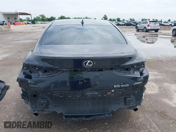 2022 Lexus ES 350 z VIN 58ADZ1B10NU124891, wystawiony jako IAAI lot #42422400 z przebiegiem 114 739 mil mil oraz . Historia ofert i sprzedaży dostępna na DreamBid. Obrazek 17.