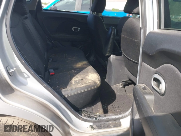 2015 Kia Soul + with VIN KNDJP3A59F7786408, listed as a IAAI auction lot 41891156 with 181,716 mi miles. Bid and sale history available at carsss.com. Image 8.