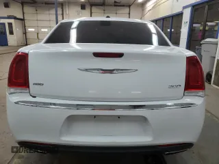 2016 Chrysler 300 Limited with VIN 2C3CCARG1GH270827, listed as a Copart auction lot 83959394 with 122,288 mi miles and Salvage Title. Bid and sale history available at DreamBid. Image 6.