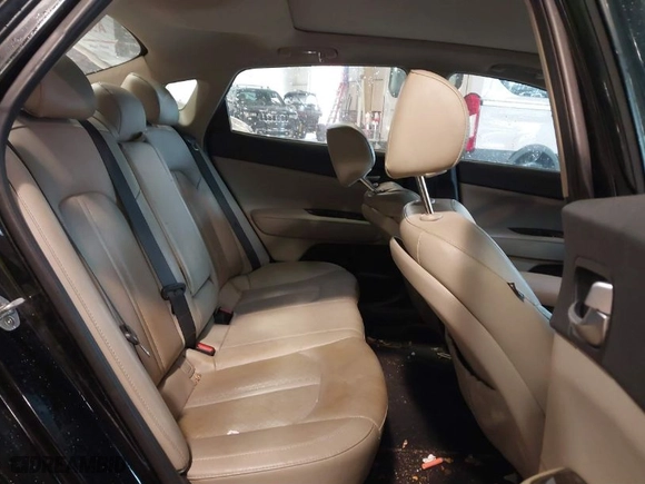 2018 Kia Optima EX with VIN 5XXGU4L30JG182878, listed as a IAAI auction lot 41733244 with 134,642 mi miles. Bid and sale history available at carsss.com. Image 8.