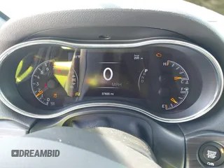 2022 Jeep Grand Cherokee Laredo X z VIN 1C4RJFAG7NC149692, wystawiony jako IAAI lot #42119197 z przebiegiem 37 835 mil mil oraz . Historia ofert i sprzedaży dostępna na DreamBid. Obrazek 7.