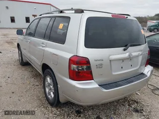 2006 Toyota Highlander w/3rd Row with VIN JTEDP21A660118252, listed as a IAAI auction lot 41773769 with 214,769 mi miles. Bid and sale history available at carsss.com. Image 3.