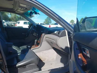 2001 Subaru Legacy Outback Limited with VIN 4S3BE686017200147, listed as a IAAI auction lot 40818914 with 89,236 mi miles and . Bid and sale history available at DreamBid. Image 5.