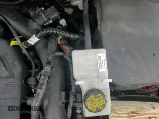 2017 Ford Escape Titanium с VIN 1FMCU0JD5HUD58892, выставлен на аукционе Copart как лот 81514305 с пробегом 37 810 миль миль и Списание • Salvage title. История ставок и продаж доступна на DreamBid. Изображение 13.