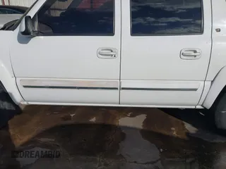 2005 Chevrolet Avalanche LS z VIN 3GNEC12Z45G252651, wystawiony jako IAAI lot #40645577 z przebiegiem 226 059 mil mil oraz . Historia ofert i sprzedaży dostępna na DreamBid. Obrazek 14.