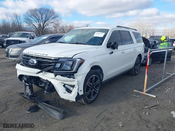 2021 Ford Expedition Max Limited with VIN 1FMJK2AT1MEA79539, listed as a IAAI auction lot 41461541 with 33,974 mi miles. Bid and sale history available at carsss.com. Image 17.