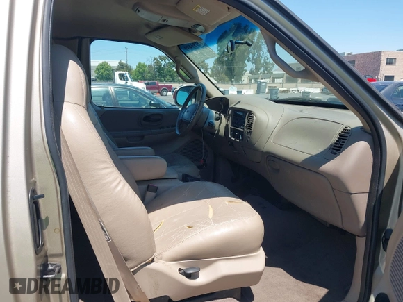 2000 Ford F-150 XL with VIN 1FTRX17L7YKA00540, listed as a IAAI auction lot 42739489 with Not provided miles and . Bid and sale history available at DreamBid. Image 5.