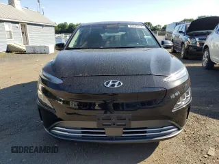 2022 Hyundai Kona Limited with VIN KM8K53AG8NU157472, listed as a Copart auction lot 62862115 with 28,741 mi miles and Clean title. Bid and sale history available at DreamBid. Image 5.