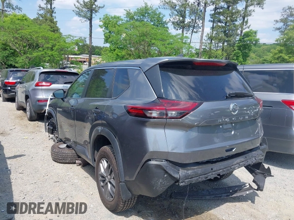 2021 Nissan Rogue S with VIN 5N1AT3AAXMC801894, listed as a IAAI auction lot 42117282 with Not provided miles and . Bid and sale history available at DreamBid. Image 13.