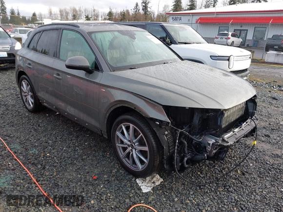 2023 Audi Q5 S line Prestige with VIN WA1F2AFY4P2121307, listed as a IAAI auction lot 41579550 with 13,869 mi miles. Bid and sale history available at carsss.com. Image 1.