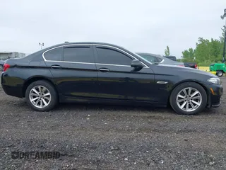 2014 BMW 5 Series 528i xDrive with VIN WBA5A7C54ED613352, listed as a IAAI auction lot 42197717 with 205,889 mi miles and . Bid and sale history available at carsss.com. Image 13.