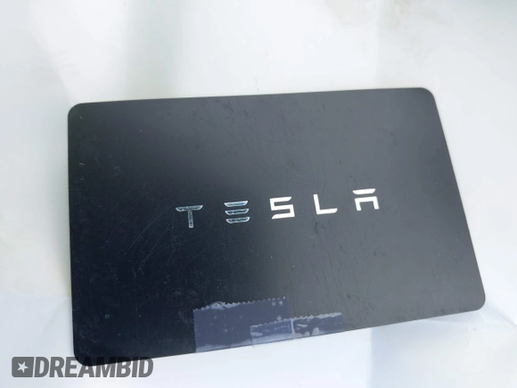 2021 Tesla Model 3 Standard Range Plus z VIN 5YJ3E1EA9MF020860, wystawiony jako IAAI lot #42246074 z przebiegiem 52 674 mil mil oraz . Historia ofert i sprzedaży dostępna na DreamBid. Obrazek 11.