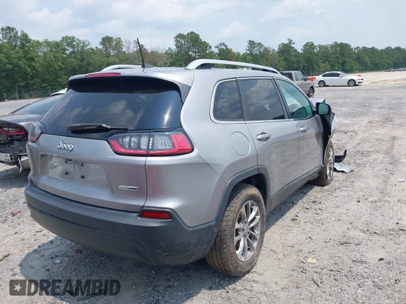 2019 Jeep Cherokee Latitude Plus with VIN 1C4PJLLB3KD184842, listed as a IAAI auction lot 42389142 with 123,324 mi miles and . Bid and sale history available at DreamBid. Image 4.