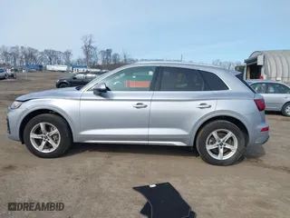 2023 Audi Q5 Premium with VIN WA1ABAFY0P2160860, listed as a IAAI auction lot 41621227 with 19,134 mi miles. Bid and sale history available at carsss.com. Image 14.