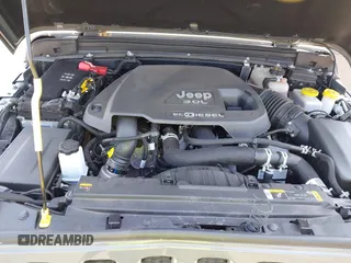 2022 Jeep Wrangler Unlimited Sahara with VIN 1C4HJXEM7NW206585, listed as a IAAI auction lot 42102516 with 10,769 mi miles and . Bid and sale history available at DreamBid. Image 10.