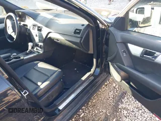 2008 Mercedes-Benz C 300 Sport with VIN WDDGF81X98F085202, listed as a IAAI auction lot 42334642 with 202,724 mi miles and . Bid and sale history available at DreamBid. Image 5.