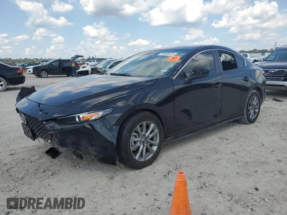 2022 Mazda 3 2.0 with VIN 3MZBPAA7XNM318683, listed as a Copart auction lot 70668574 with Not Provided miles and Salvage Title. Bid and sale history available at DreamBid. Image 1.