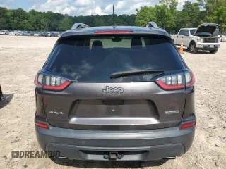 2020 Jeep Cherokee Latitude Plus z VIN 1C4PJMLN8LD543393, wystawiony jako Copart lot #63685385 z przebiegiem 173 921 mil mil oraz Czysty tytuł • Clean title. Historia ofert i sprzedaży dostępna na DreamBid. Obrazek 6.