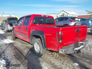 2008 Chevrolet Colorado LT w/1LT with VIN 1GCCS13EX88157813, listed as a IAAI auction lot 41260829 with 102,823 mi miles. Bid and sale history available at carsss.com. Image 3.