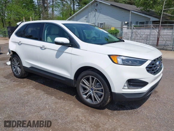 2022 Ford Edge Titanium with VIN 2FMPK4K93NBA83873, listed as a IAAI auction lot 42161317 with 15,780 mi miles. Bid and sale history available at carsss.com. Image 1.