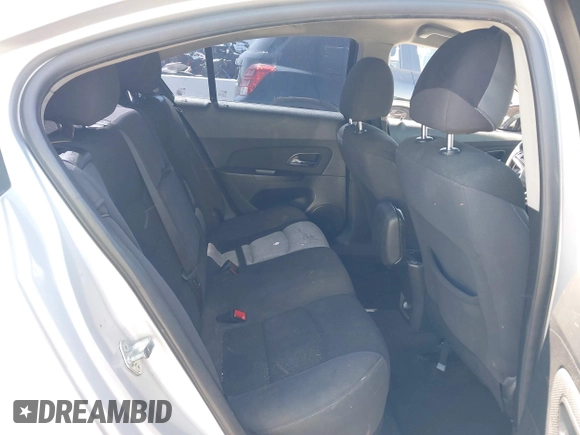 2014 Chevrolet Cruze 1LT with VIN 1G1PC5SB0E7158038, listed as a IAAI auction lot 41946995 with 164,578 mi miles and . Bid and sale history available at DreamBid. Image 8.