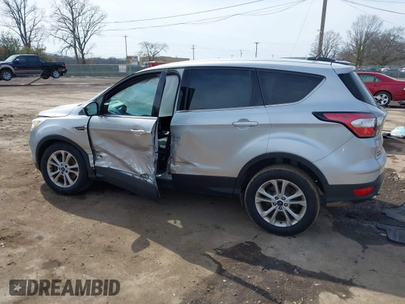 2017 Ford Escape SE with VIN 1FMCU9G95HUA10906, listed as a IAAI auction lot 41841566 with 132,777 mi miles. Bid and sale history available at carsss.com. Image 13.
