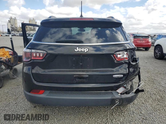 2021 Jeep Compass Latitude z VIN 3C4NJCBB6MT507917, wystawiony jako Copart lot #56979785 z przebiegiem 85 739 mil mil oraz Szkoda całkowita • Salvage title. Historia ofert i sprzedaży dostępna na DreamBid. Obrazek 6.