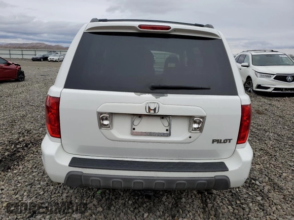 2005 Honda Pilot EX-L with VIN 2HKYF18595H532672, listed as a Copart auction lot 86704284 with 268,018 mi miles and Salvage Title. Bid and sale history available at carsss.com. Image 6.