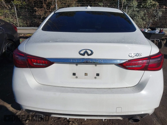 2018 Infiniti Q50 3.0t LUXE with VIN JN1EV7AP2JM590470, listed as a IAAI auction lot 41439162 with 155,029 mi miles. Bid and sale history available at carsss.com. Image 17.