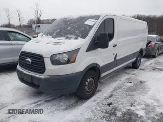 2016 Ford Transit Cargo z VIN 1FTYR2ZM7GKA78803, wystawiony jako IAAI lot #41364048 z przebiegiem 118 833 mil mil oraz . Historia ofert i sprzedaży dostępna na DreamBid. Obrazek 2.