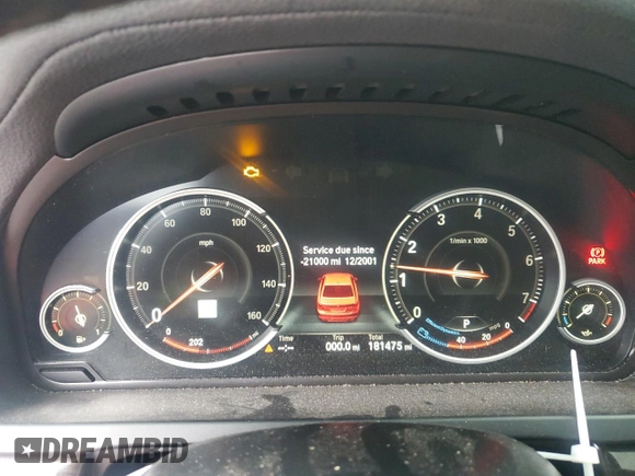 2015 BMW 7 Series 740i with VIN WBAYA6C5XFD826718, listed as a Copart auction lot 86762994 with 181,475 mi miles and Clean title. Bid and sale history available at DreamBid. Image 9.