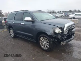 2010 Toyota Sequoia Platinum with VIN 5TDYY5G17AS022633, listed as a IAAI auction lot 40913539 with 294,432 mi miles. Bid and sale history available at carsss.com. Image 1.